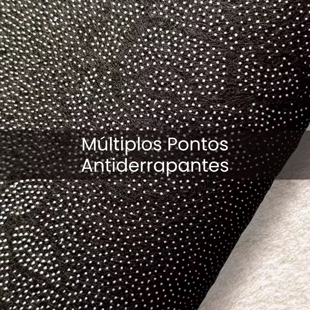 Detalhe da textura macia e antiderrapante do tapete infantil